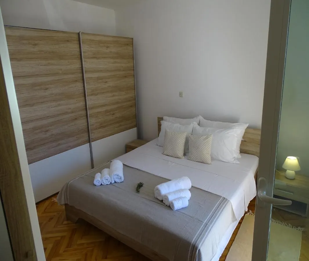 Lovely 3 Bedroom Apartment Lemi Near Beach Rtina