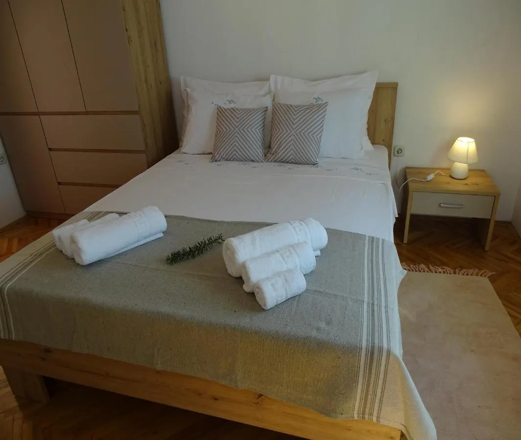 Lovely 3 Bedroom Apartment Lemi Near Beach Rtina