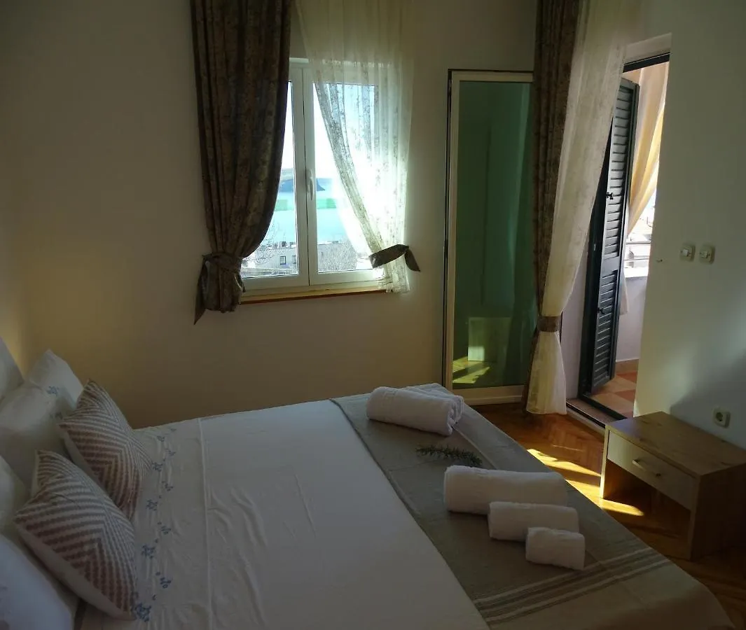 Lovely 3 Bedroom Apartment Lemi Near Beach Rtina